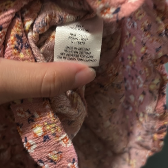 Kingston grey pink floral flowy shorts (juniors) - Picture 7 of 12